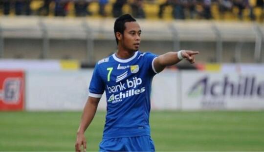 5 Julukan Legendaris Bagi Pesepak Bola Indonesia Ini Nggak Bakalan Mungkin Dilupakan