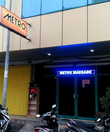 METRO MASSAGE Kelapa Gading