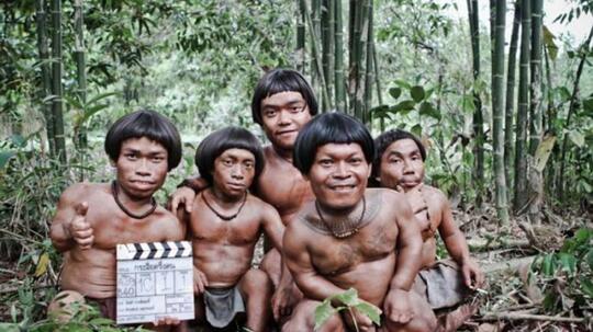 Suku-suku bertubuh cebol dan berwajah manusia purba yang masih ada di Indonesia