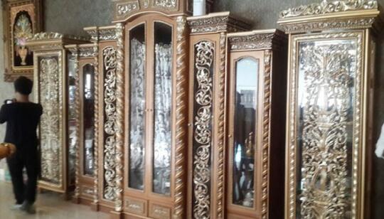 Mengintip Isi Rumah Mewah Bak Istana Bos First Travel