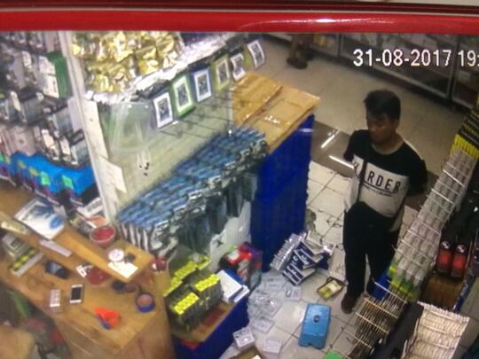 Paket Orderan Dibawa Kabur Driver GOJEK