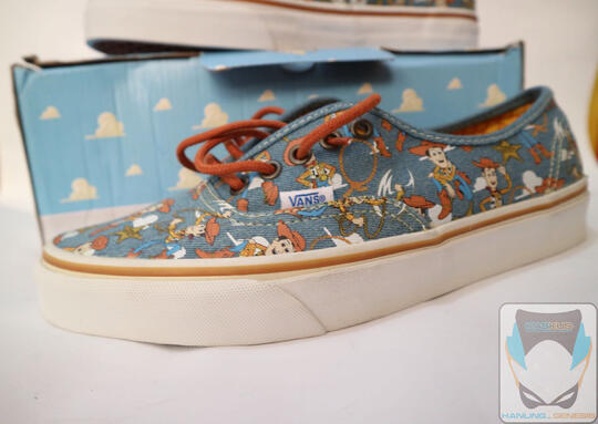 toy story vans size 6