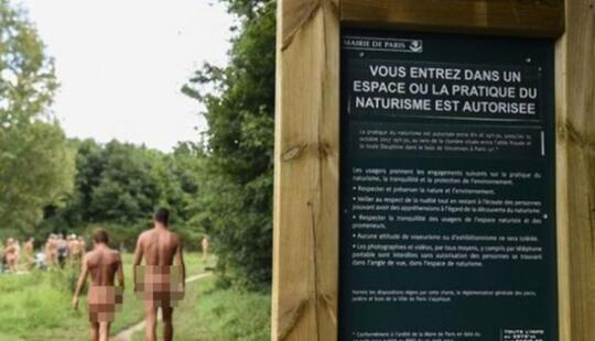 Fakta Mengenai Taman Telanjang Paris yang Dijamin Buat Kamu Melongo