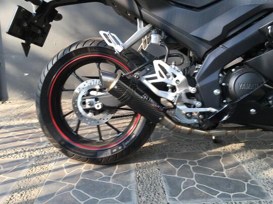  R15 V3 Pakai Ban  16060