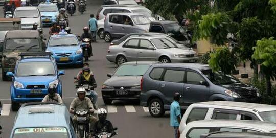 Masak Punya Mobil Gak Punya Garasi?