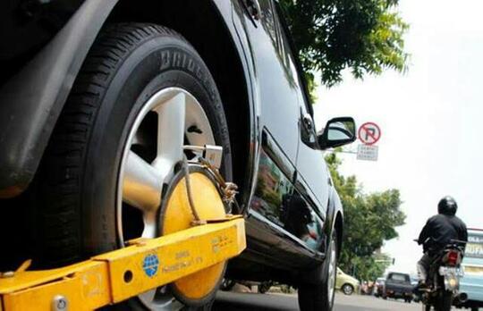 Masak Punya Mobil Gak Punya Garasi?