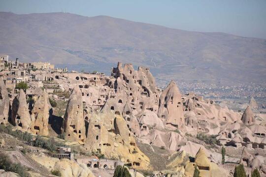MENYAMBANGI KEUNIKAN CAPPADOCIA DI TURKI