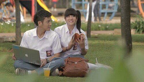 8 Gaya pacaran anak 90an yang nggak bakal dirasain Kids Jaman Now