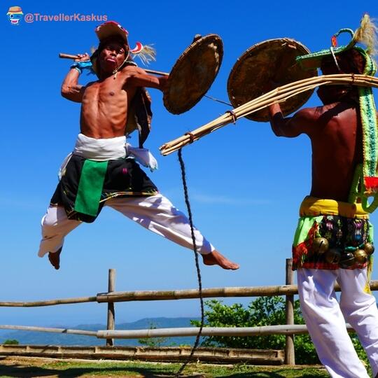 Mengenal Simbol Ksataria di Manggarai dengan Tradisi Tari Caci !