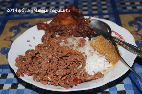 Akhir Pekan di Yogyakarta, Cicipi 6 Gudeg Legendaris Ini