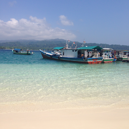 Surga Tersembunyi di Banten Kulon