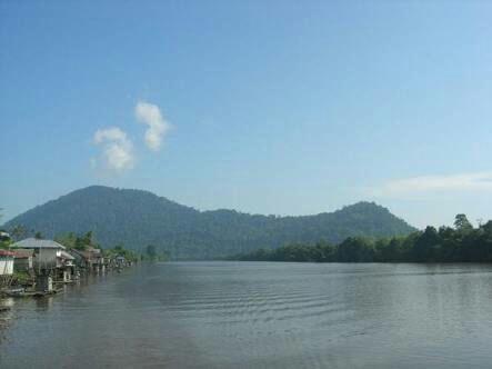 Kerajaan Alam Gaib Di Kalimantan (Indonesia)