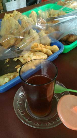 Mampir Yuk, 10 Gorengan dan Jajanan yang perlu agan cicipin di angkringan (part 3)