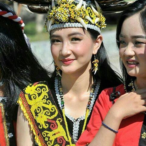 Kecantikan Cewek Indonesia Dari Ujung Barat Ke Ujung Timur, Mana Cewek Pilihanmu?
