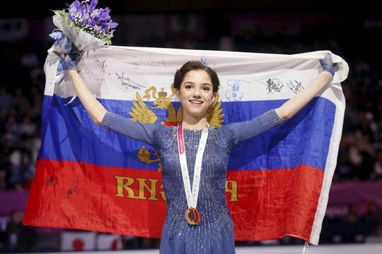 [GATSUONE INFO] Evgenia Medvedeva, Figure Skater yang Viral di PyeongCha   ng Olympic