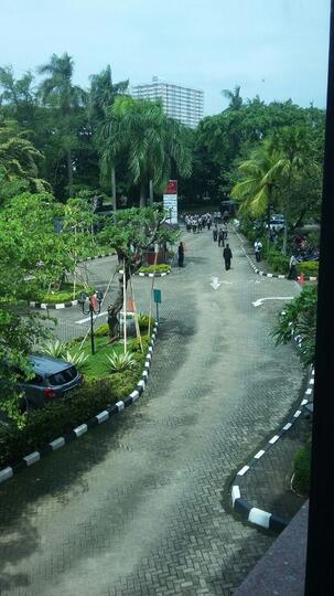 INVESTOR MEIKARTA DIRUGIKAN DAN TERANCAM BANGKRUT