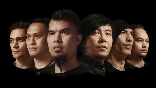 Meski Laku Band Lokal 90'an Ini Kerap Di Buli & Dianggap Kampungan
