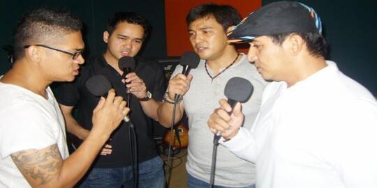 Meski Laku Band Lokal 90'an Ini Kerap Di Buli & Dianggap Kampungan