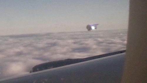 Wow, Inilah Penampakkan UFO Terekam TERBAIK, Jelas Di Langit China (15 Maret 2018)