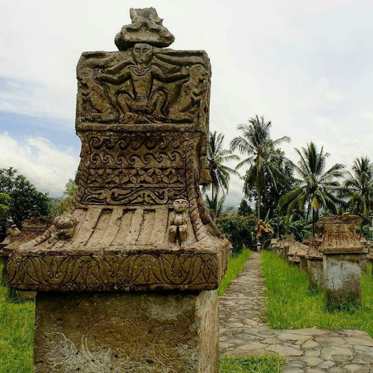Tradisi Ganjil Suku Asli Indonesia, kimpoi Sedarah Hingga Penggal Kepala