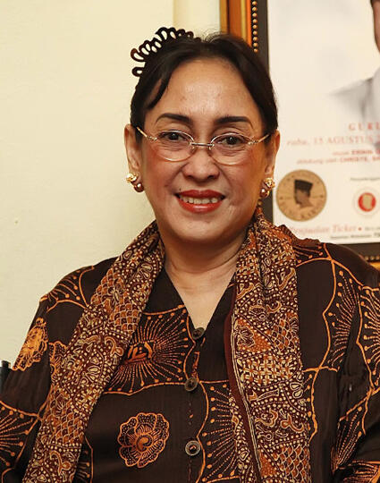 Sukmawati Sudutkan Syariat Islam?