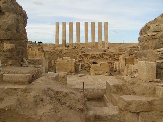 Mereka Inilah Yang Pernah Mengklaim Kepemilikan Atas Alam Semesta !