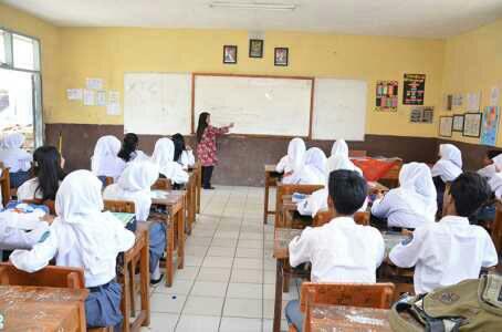 Hal Yang Dirasakan Ketika Menjadi Siswa SMA Kelas 3( ͡° ͜ʖ ͡°)