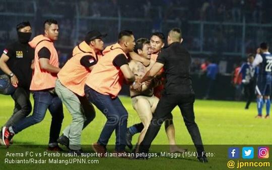 Arema Memalukan, Berbuat Rusuh Di Kanjuruhan