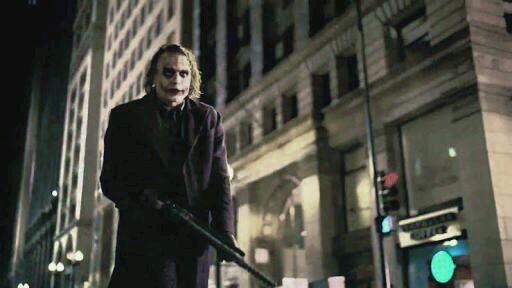 Joker Dan Thanos, Dua Karakter Villain Favorit Dengan Universe Berbeda