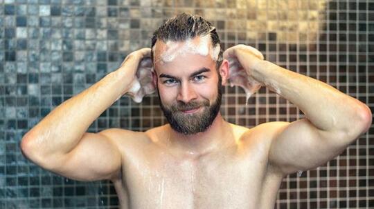 Apa yang Dibasuh Pertama Kali Saat Mandi? Jawabannya Sesuai dengan Sifatmu bro.
