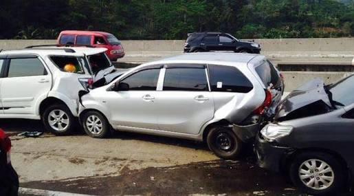 Di Luar Negeri Setelah Kecelakaan Pengendara Tak Ribut, Kenapa?