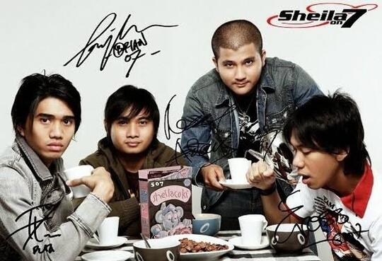 Sheilla On 7 Tidak Latah Musik Religi & Perkembangan Pasar