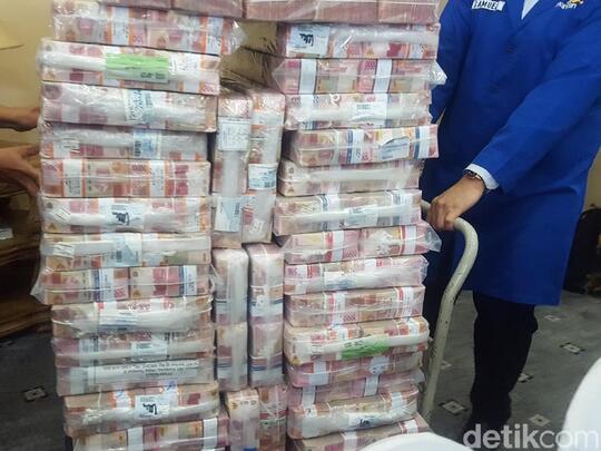 Siapakah Samadikun, Koruptor SAVAGE, balikin cash 87 M, dan fakta lain