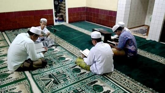 Beberapa Tradisi Daerah Nusantara Memasuki 10 Hari Terakhir Bulan Ramadhan