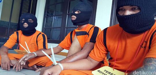 Pacar Dibayar Setengah Harga, AW Dikeroyok Hingga Tewas
