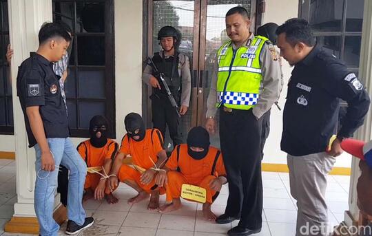 Pacar Dibayar Setengah Harga, AW Dikeroyok Hingga Tewas