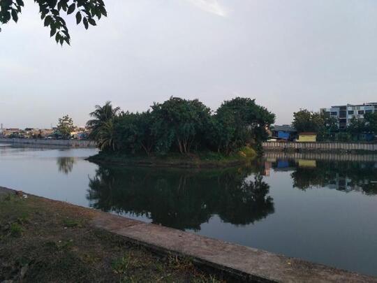 Jangan coba-coba buat berenang di danau angker ini!