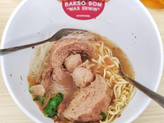 10 Warung Bakso Maknyos, Yuk Mampir Kuliner di Kelapa Gading!