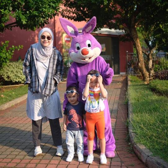 Hobi Pakai Celana Kedodoran, Style Ala Zaskia Adya Mecca Bisa Banget Dijadiin Favorit