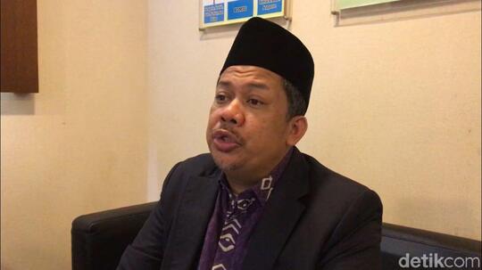Fahri: Katanya RI Jago di Air, Kok Mengalah dengan Danau Toba?