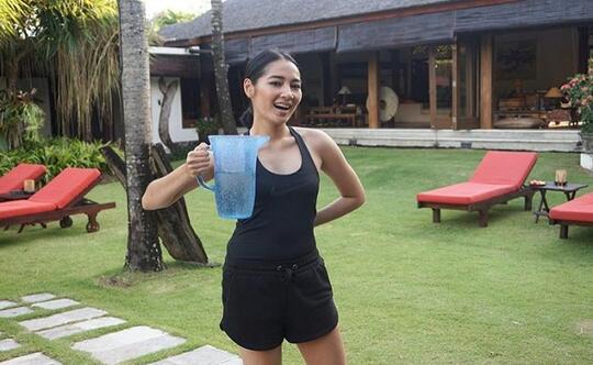 5 Selebriti Indonesia Dengan Status Janda Kembang
