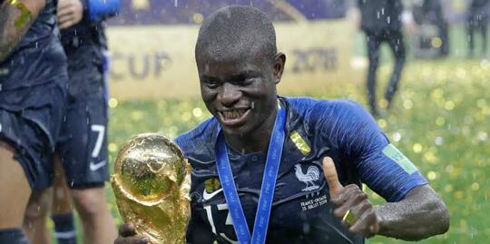 Karena "Kante Effect" Ini Dia 4 Gelandang Baru Di Klub-Klub Besar EPL