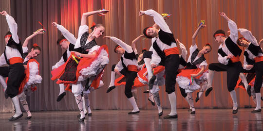 Erau Dan Internasional Folk Art Festival, Dari Kutai Untuk Dunia. #IniIndonesiaku