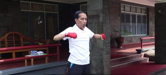 Jawara Kota Bekasi Ini Sebut Jokowi Sekelas Preman Pasar Kaget