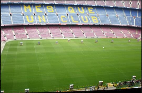 Download Gambar gambar lapangan barcelona Keren