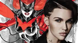 FILM SERIES BATWOMAN AKAN DIPERANKAN OLEH AKTRIS LESBIAN
