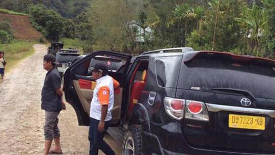 Di Papua Mobil Fortuner Jadi Angkot, Gan!
