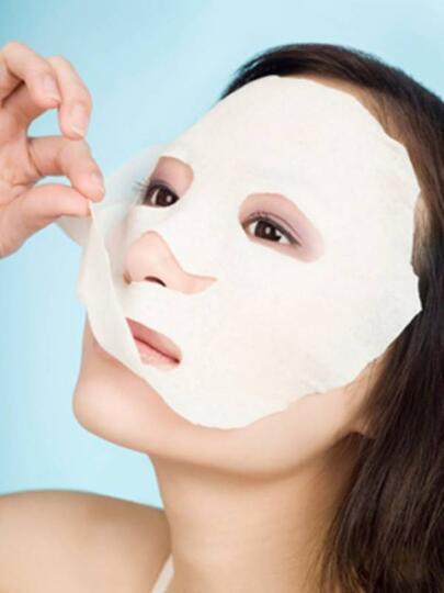 Glass Skin, Kulit Sebening Kaca yang Jadi Tren Baru Wanita Korea. Mau Ikuti Resepnya?