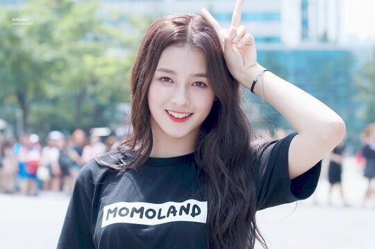 Terkenal karena Viral di Korea, dari EXID hingga Momoland