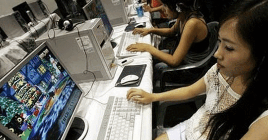 Enaknya PC Gaming Ketimbang Mobile Gaming